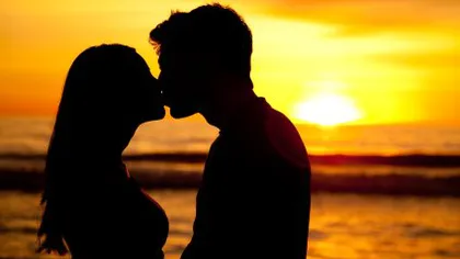Aşa se sărută perfect! Metoda demonstrată ştiinţific VIDEO
