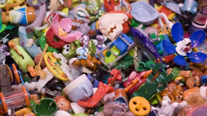 Campanie de colectare de jucării în Capitală pentru copiii defavorizaţi