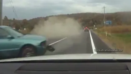 Clipe de groază pentru un şofer. A evitat accidentul în ultima clipă VIDEO