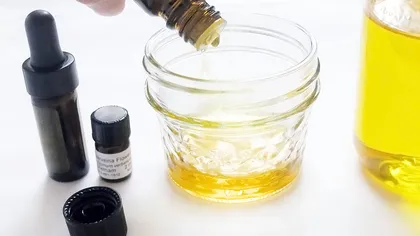 Amestecul de uleiuri esenţiale împotriva răcelii şi infecţiilor pe care poţi să-l faci singură