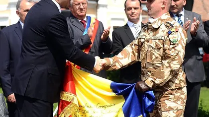 Victor Ponta: Militarii români, un simbol absolut al curajului și demnităţii naionale