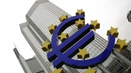 Specialişti de la Banca Centrală Europeană analizează banii falşi găsiţi la Oradea