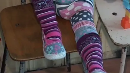 MIZERIE de nedescris la o creşă din Târgu-Jiu: Copiii stau în frig şi dorm pe saltele murdare VIDEO