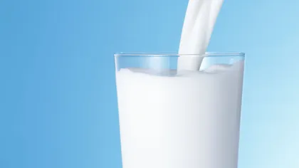 Ce se întâmplă dacă bei trei căni de lapte pe zi