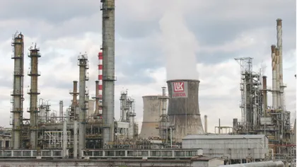 Rafinăria Lukoil Ploieşti a reluat comercializarea produselor finite