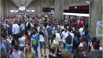 Circulaţia paralizată la metrou. O garnitură a rămas blocată la Piaţa Unirii