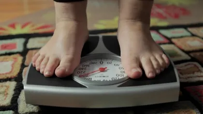 De ce copiii născuţi prin cezariana sunt mai predispusi la obezitate