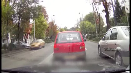 Imagini ULUITOARE, în trafic! Un şofer a fost la un pas să fie linşat