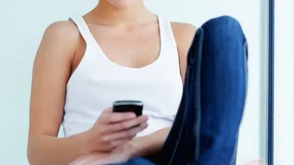 Cele 7 sms-uri pe care n-ar trebui să i le trimiţi niciodată unui bărbat