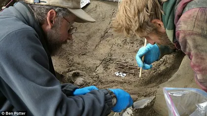 DESCOPERIRE ARHEOLOGICĂ importantă, veche de 11.500 de ani. Ce au găsit într-un MORMÂNT din Epoca de Gheaţă