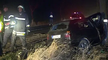 Scenă de groază în Tulcea. Un tânăr a murit decapitat, alţi trei adolescenţi răniţi într-un accident rutier
