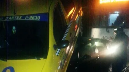 Accident grav în Capitală: Un tramvai a lovit în plin un autoturism