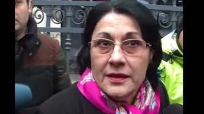 Ecaterina Andronescu, în LACRIMI la ieşirea de la DNA: Sunt suspectată de abuz în serviciu