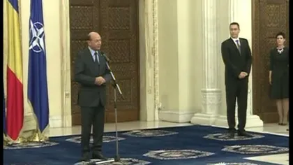 Băsescu, către Meleşcanu: Nu v-aş fi numit ca ministru. O fac însă datorită urgenţei VIDEO