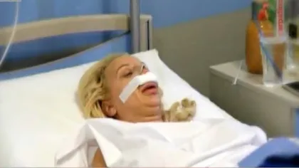 Simona Traşcă, DESFIGURATĂ pe patul de spital. Blonda este de nerecunoscut IMAGINI HORROR