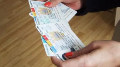 ALEGERI PREZIDENŢIALE 2014: Aproape 900 de cărţi de identitate eliberate în ziua alegerilor în Olt
