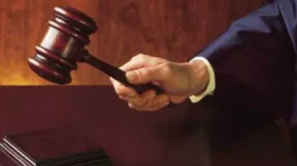 Un procuror şi doi avocaţi din Iaşi, condamnaţi definitiv pentru corupţie