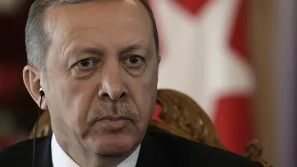 Erdogan apare ca un CÂINE în LANŢ, arătându-şi colţii. Ambasadorul Germaniei la Ankara va da explicaţii