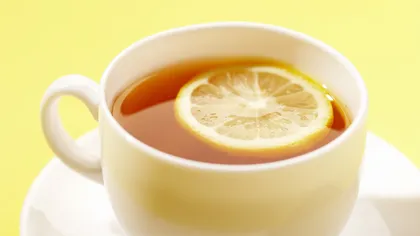 Cum te ajută ceaiul de lămâie să slăbeşti