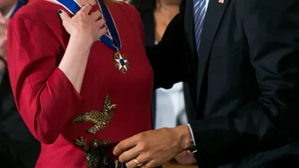 Barack Obama a decorat-o pe Meryl Streep: 