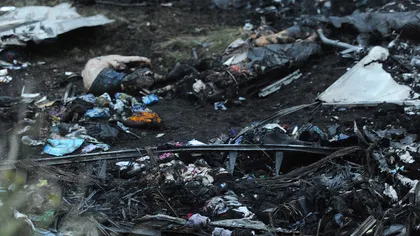 DESCOPERIRE ŞOCANTĂ la locul prăbuşirii avionului malaezian din Ucraina