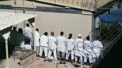 Patru yemeniţi şi un tunisian de la Guantanamo au fost transferaţi în Georgia şi Slovacia