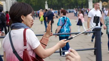 Război total împotriva selfie-urilor. Închisoare şi amenzi grele în Coreea de Sud