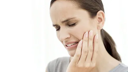 Remedii naturiste pentru durerile de dinţi