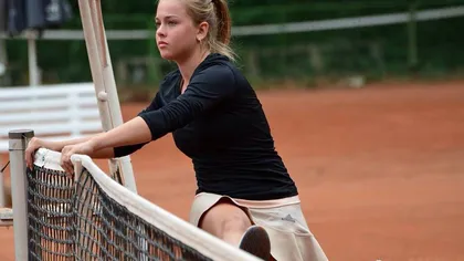 ŞOCANT! Jucătoare de tenis din România, umplută de SÂNGE de tatăl ei pe TEREN