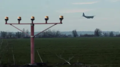LA UN PAS DE TRAGEDIE. Un avion militar rus, aproape să lovească un avion de pasageri