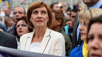 Prima doamnă a ţării, Carmen Iohannis, SCHIMBARE RADICALĂ de look. FOTO