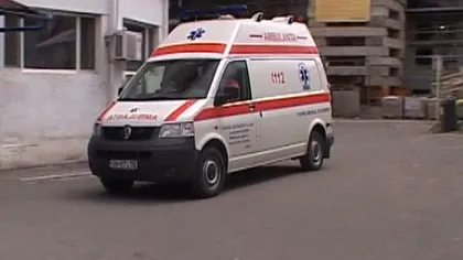 Ambulanţa Bucureşti, solicitată la peste 250 de afecţiuni digestive, în perioada sărbătorilor