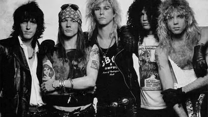 ESTE DISPONIBIL! Un fost membru al trupei Guns N' Roses a DIVORŢAT FOTO