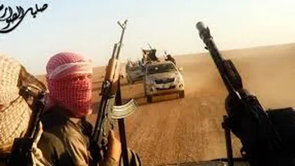 Teroriştii din Statul Islamic au executat 100 de adepţi străini care voiau să DEZERTEZE
