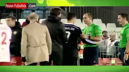 Premieră mondială, imagini incredibile. Cristiano Ronaldo umblă cu bodyguard-ul după el, pe teren VIDEO