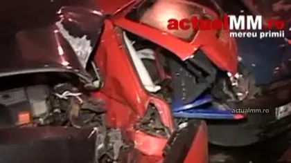 Un şofer beat a rănit doi oameni şi a avariat şapte maşini VIDEO