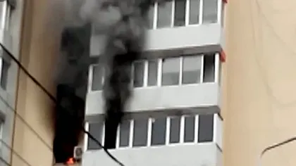 Incendiu PUTERNIC în CAPITALĂ. Un aparatament a fost cuprins de flăcări VIDEO