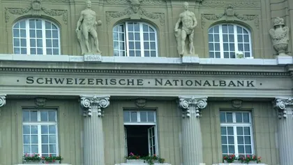 Banca Naţională a Elveţiei se pregăteşte să intervină pe piaţa valutară