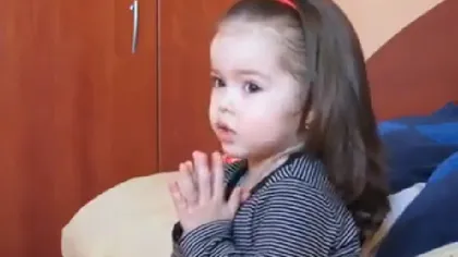 Vă amintiţi de Anastasia, fetiţa cu LUCEAFĂRUL? Priviţi câte rugăciuni ştia la numai 3 ani VIDEO