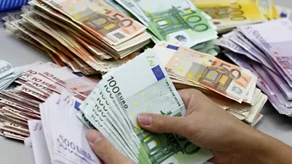 Euro, la cel mai redus nivel din 2003 faţă de dolar, după victoria Syriza în Grecia