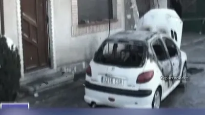 RĂZBUNARE din DRAGOSTE. Un tânăr a incendiat maşina iubitei după ce a fost părăsit VIDEO