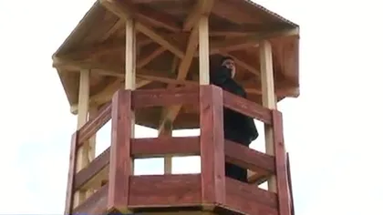 CONSTRUCŢIE INEDITĂ. Un român şi-a ridicat o moschee în propria curte VIDEO