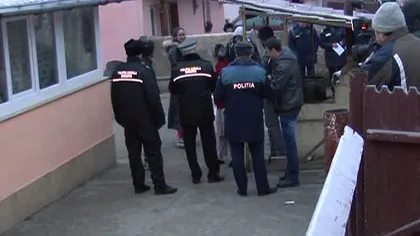 Zeci de poliţişti au descins într-un cartier din Suceava, terorizat de ţigani