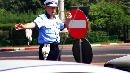 Trafic DEVIAT şi semafoare defecte, luni dimineaţă, în Bucureşti
