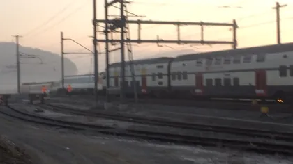 Coliziune între două trenuri de pasageri în Elveţia. 50 de persoane, rănite