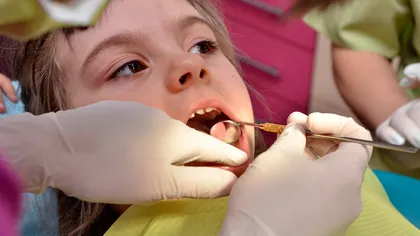 Consultaţii stomatologice gratuite pentru copiii din sectorul 4 al Capitalei