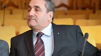 Un senator a DEMISIONAT din UNPR şi a aderat la grupul lui Mircea Geoană