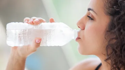 Ce păţesti dacă nu bei destulă apă
