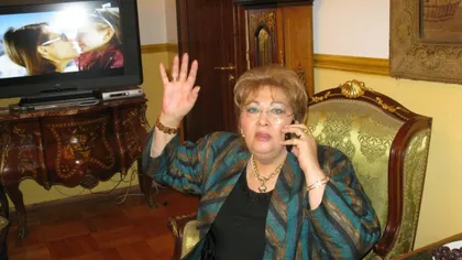 Oana Zăvoranu îşi DESFIINŢEAZĂ mama care se află pe patul de spital. Mesajul DUR pe care l-a transmis