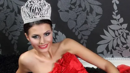 Cum a ajuns colecţia de tablouri a lui Darius Vâlcov la Miss Universe România